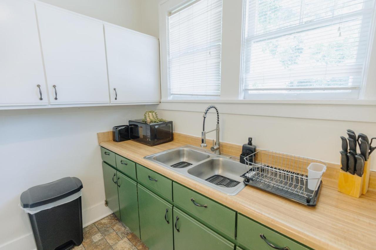 Vila Historic Revival King Bed Midtown Memphis 70 Fast Wifi Free Parking Yes Pets Exteriér fotografie